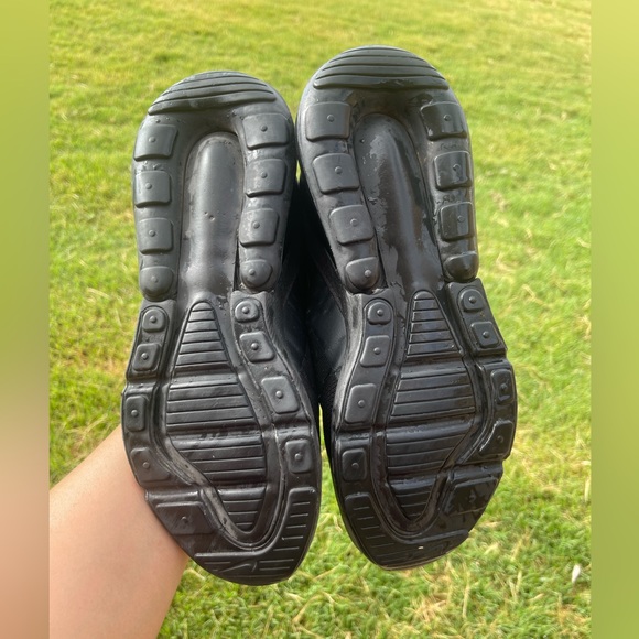 Nike Air Max 270 shoes - Picture 5 of 6